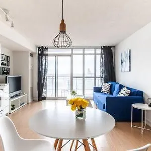 Apartment Luxurious With A Lake View, Toronto