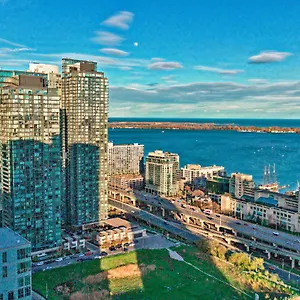 Apartment Classic Downtown Lakeview With Free Parking, Toronto
