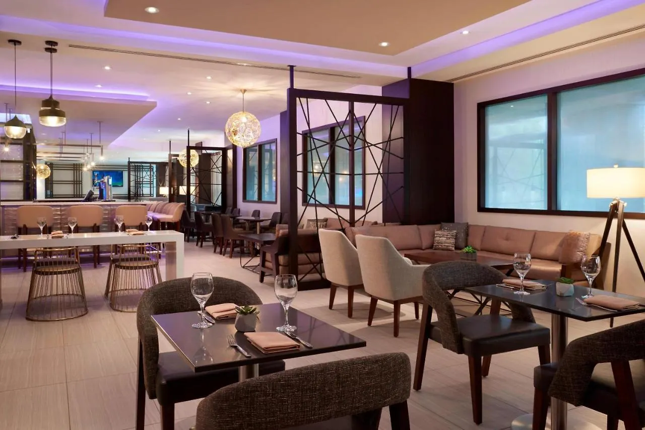 Toronto Airport Marriott Hotel